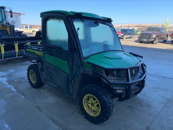 Main image John Deere XUV 835R