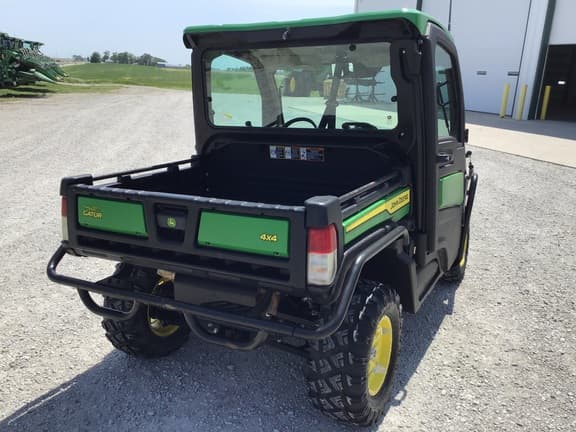 Image of John Deere XUV 835R equipment image 2