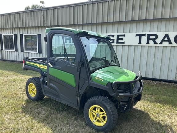 Image of John Deere XUV 835R equipment image 1