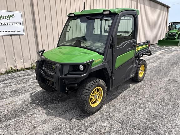 Image of John Deere XUV 835R Primary image