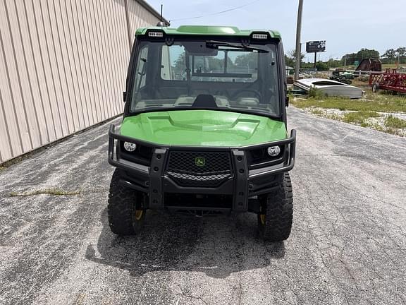 Image of John Deere XUV 835R equipment image 2