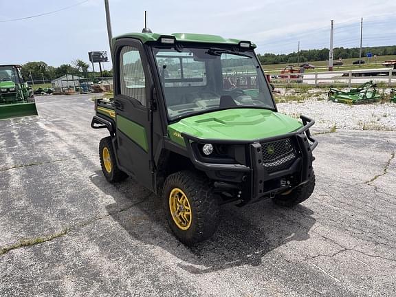 Image of John Deere XUV 835R equipment image 3