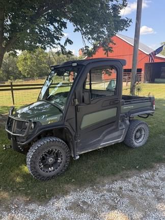 Image of John Deere XUV 835R Primary image