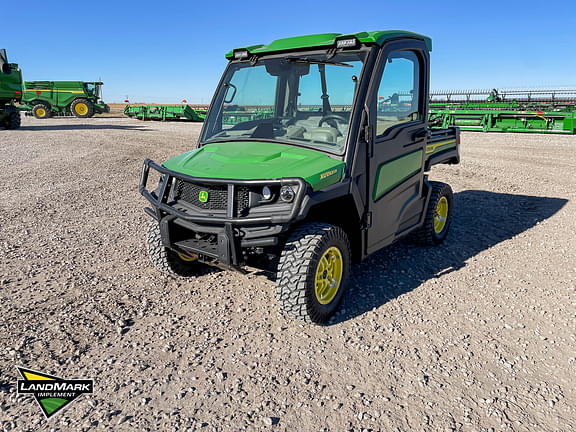 Image of John Deere XUV 835R Primary image