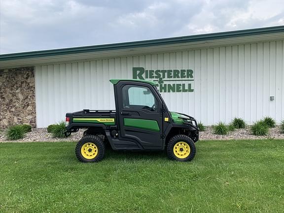 Image of John Deere XUV 835R equipment image 4