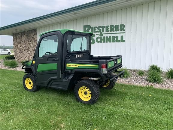 Image of John Deere XUV 835R equipment image 2