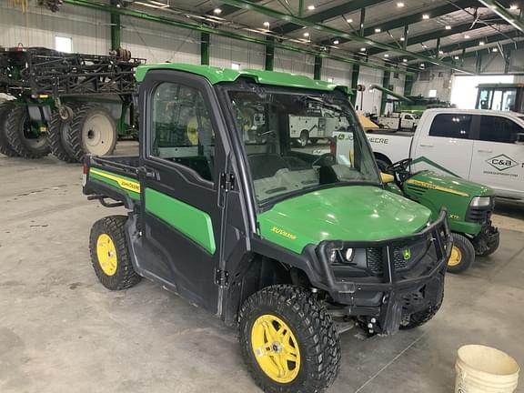 Image of John Deere XUV 835R Primary image