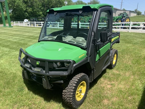 Main image John Deere XUV 835R
