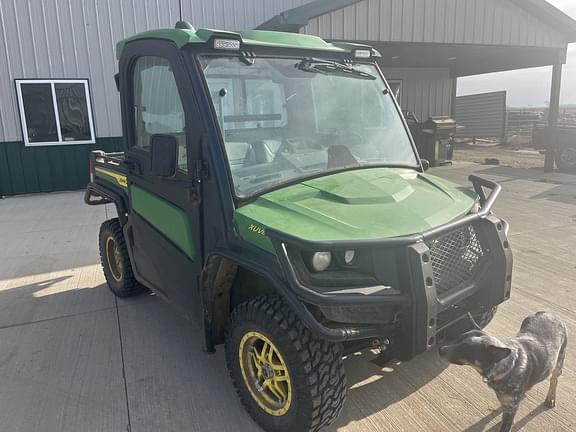Image of John Deere XUV 835R equipment image 2