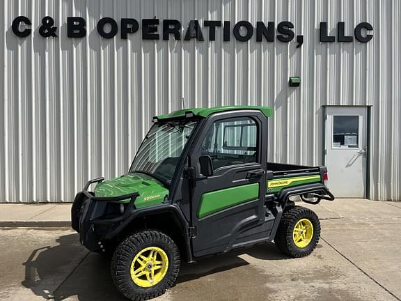 Image of John Deere XUV 835R Primary image