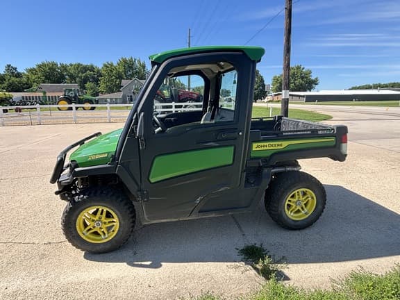 Image of John Deere XUV 835R equipment image 4