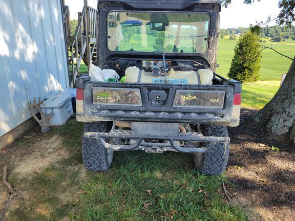 Image of John Deere XUV 835R equipment image 2