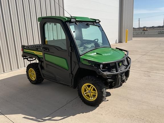 Image of John Deere XUV 835R equipment image 3