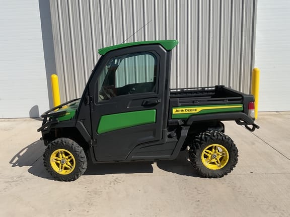 Main image John Deere XUV 835R