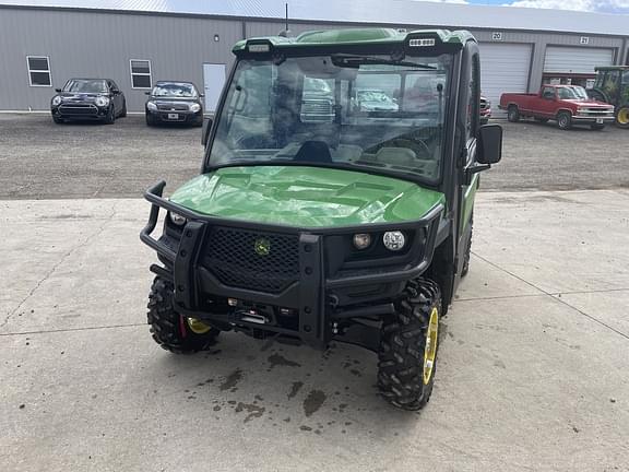 Image of John Deere XUV 835R equipment image 1