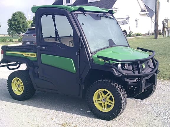 Image of John Deere XUV 835R Primary image