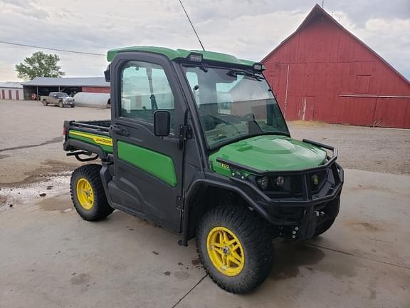 Image of John Deere XUV 835R equipment image 2