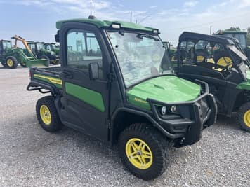Main image John Deere XUV 835R