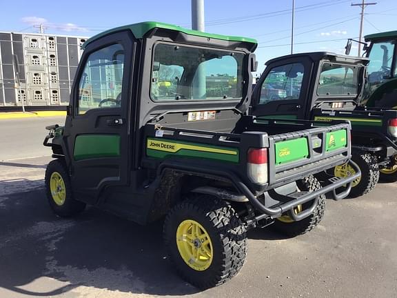 Image of John Deere XUV 835R equipment image 2