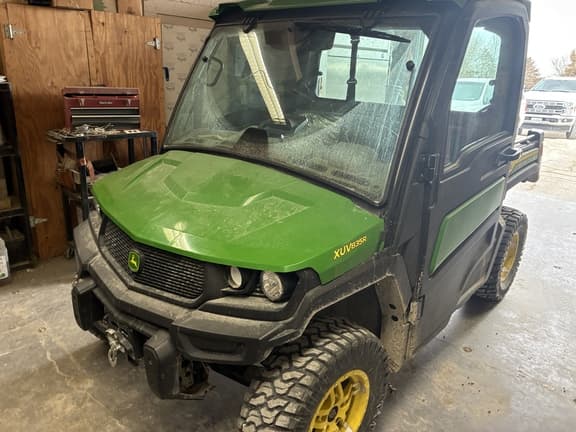 Image of John Deere XUV 835R Primary image