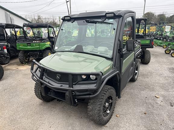 Image of John Deere XUV 835R Primary image