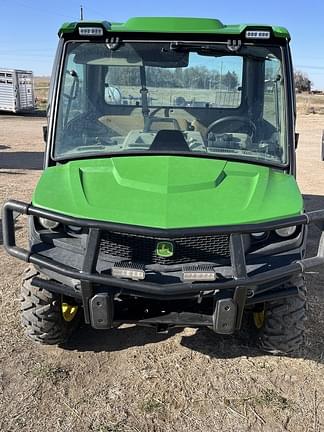 Image of John Deere XUV 835R equipment image 1