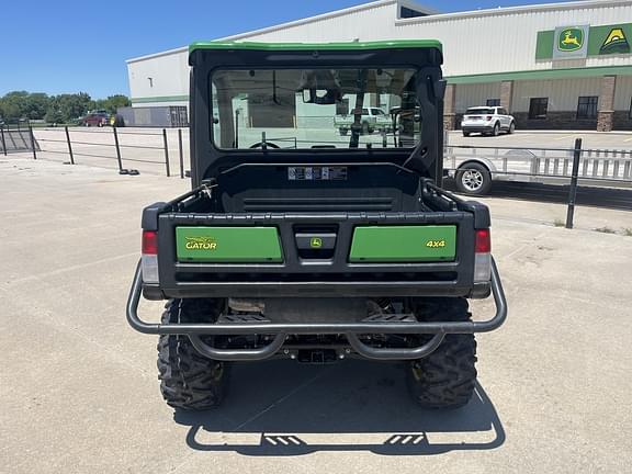 Image of John Deere XUV 835R equipment image 4
