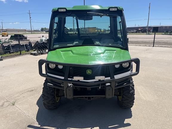 Image of John Deere XUV 835R equipment image 1