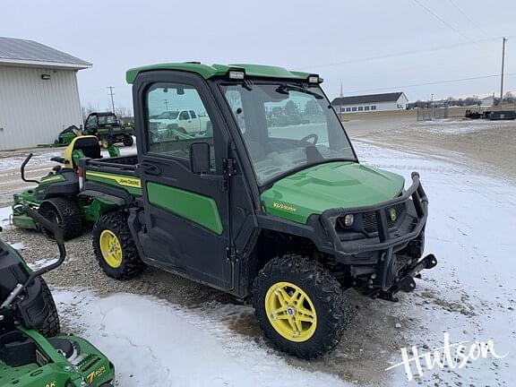 Image of John Deere XUV 835R Primary image