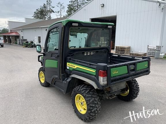 Image of John Deere XUV 835R equipment image 4