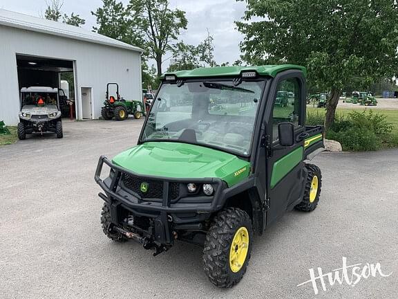 Image of John Deere XUV 835R equipment image 2