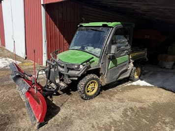 Main image John Deere XUV 835R