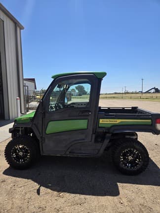 Image of John Deere XUV 835R equipment image 3
