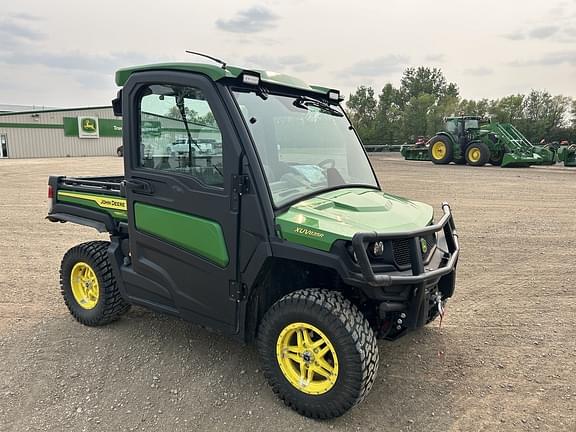 Image of John Deere XUV 835R equipment image 2