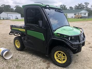 Main image John Deere XUV 835R