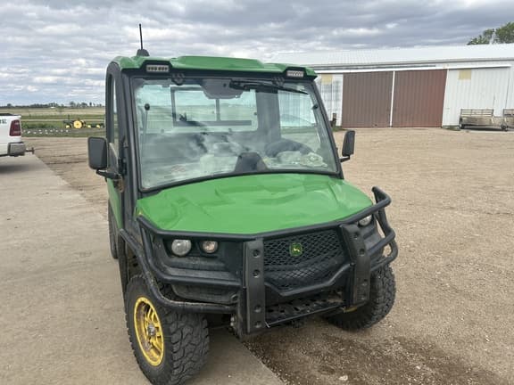 Image of John Deere XUV 835R equipment image 2