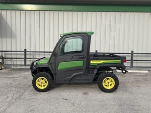 2022 John Deere XUV 835R Image