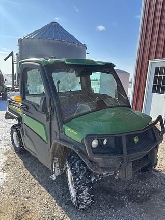 Image of John Deere XUV 835R equipment image 2