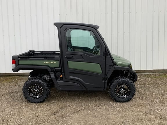 Main image John Deere XUV 835R