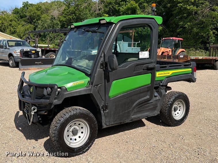 Image of John Deere XUV 835R Primary image