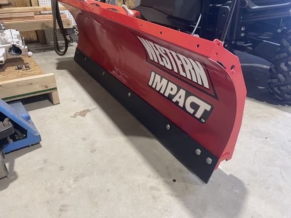 2022 John Deere XUV 865M Equipment Image0