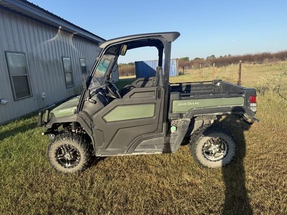 Image of John Deere XUV 865M Primary image