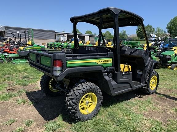 Image of John Deere XUV865M equipment image 2