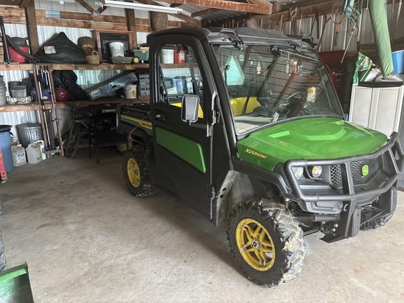 2022 John Deere XUV 865M Equipment Image0
