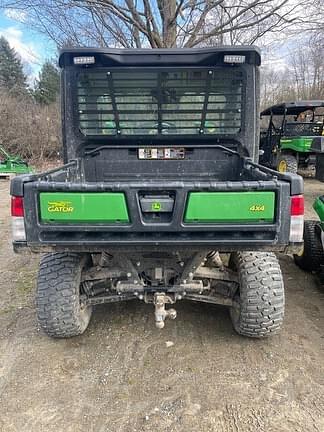 Image of John Deere XUV865M equipment image 2