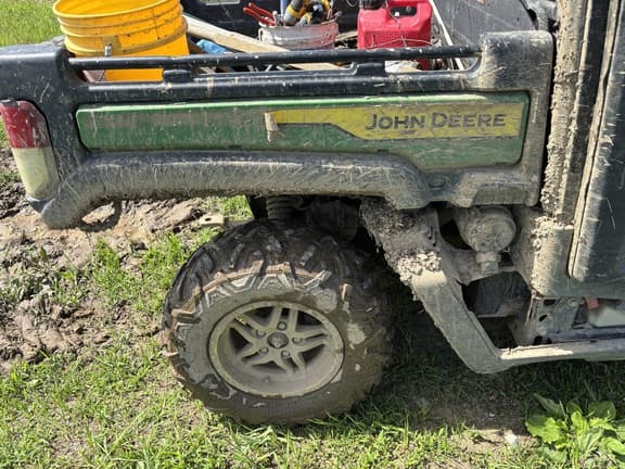 Image of John Deere XUV 865R equipment image 2