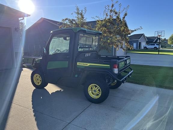 Image of John Deere XUV 865R equipment image 1