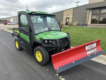 Main image John Deere XUV 865R