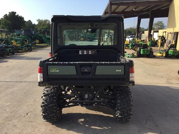 Image of John Deere XUV 865R equipment image 2