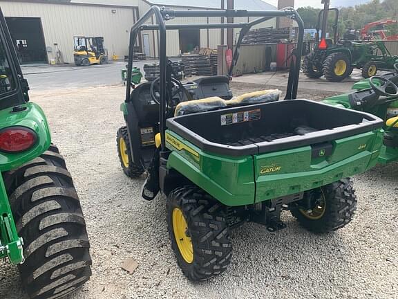 Thumbnail image John Deere XUV 560E 4